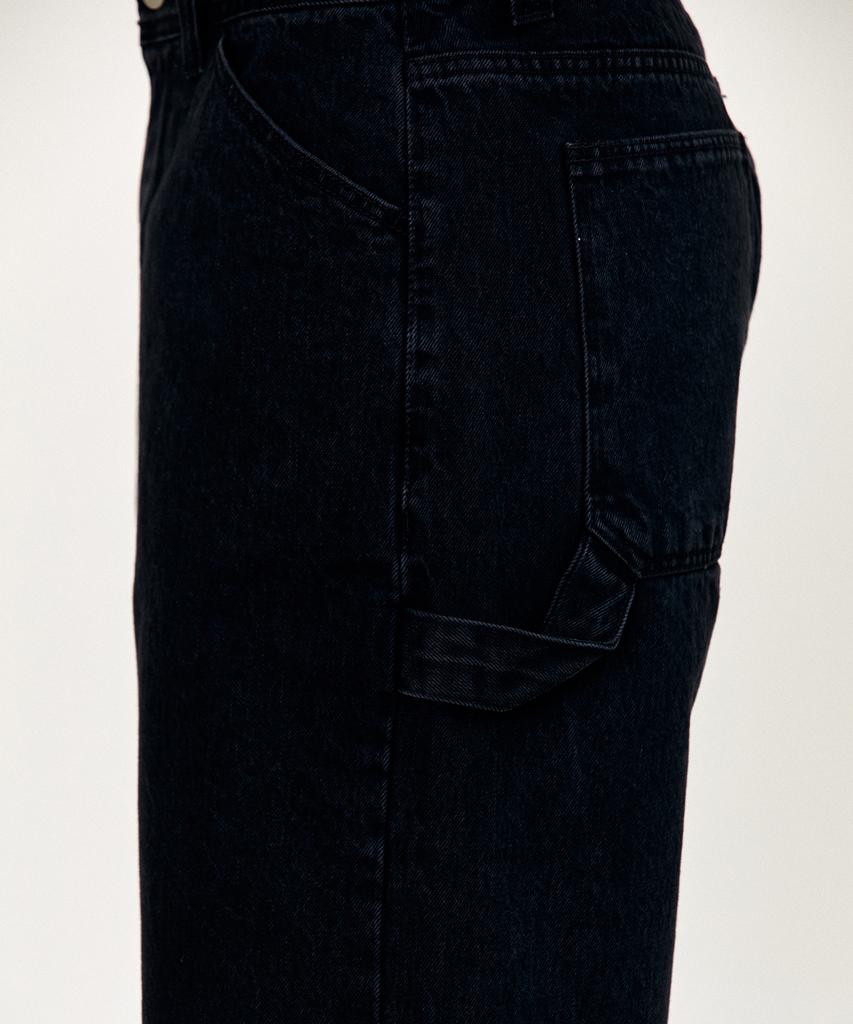 Hoite Het Repair Work Bermuda Shorts (Black)