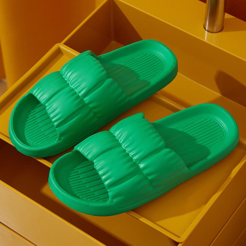 Men's Summer Non-Slip Thick Sole Bathroom Slippers with Unique Stepping Texture