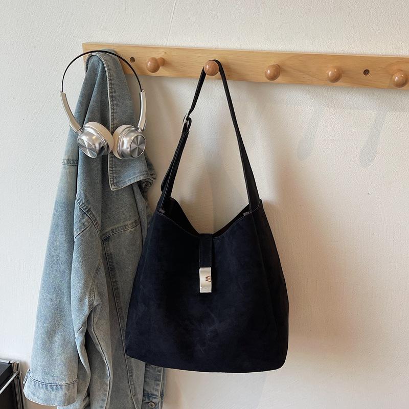 

Простая сумка для ежедневных поездок, Повседневная сумка через плечо большой вместимости, Однолямочная сумка с широким ремнем чёрный