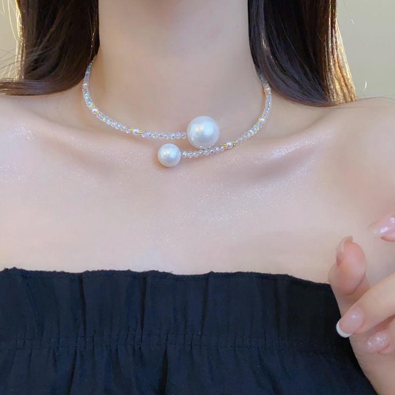 Dopamine Pearl Necklace: Retro Court Style Versatile Clavicle Chain for Women