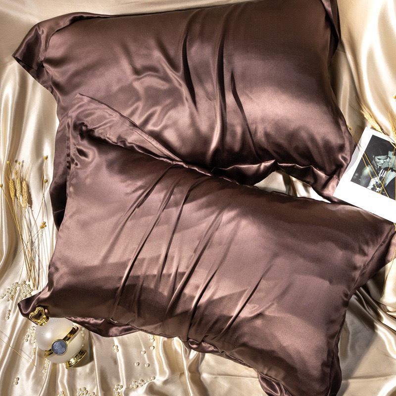 Double-Sided Mulberry Silk Pillowcase - Ice Silk, Wide Edge, Solid Color, and Beautiful Design.