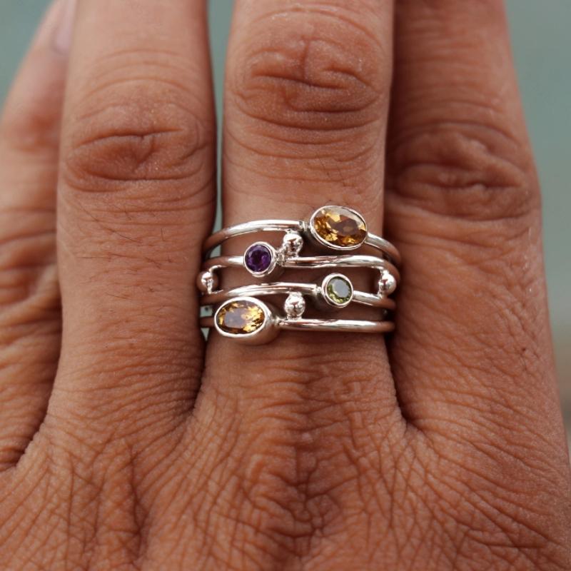 Trendy Color Inlaid Zircon Hollow Ring, Suitable for Women's Fashionable Fashion Accessories Jewelry