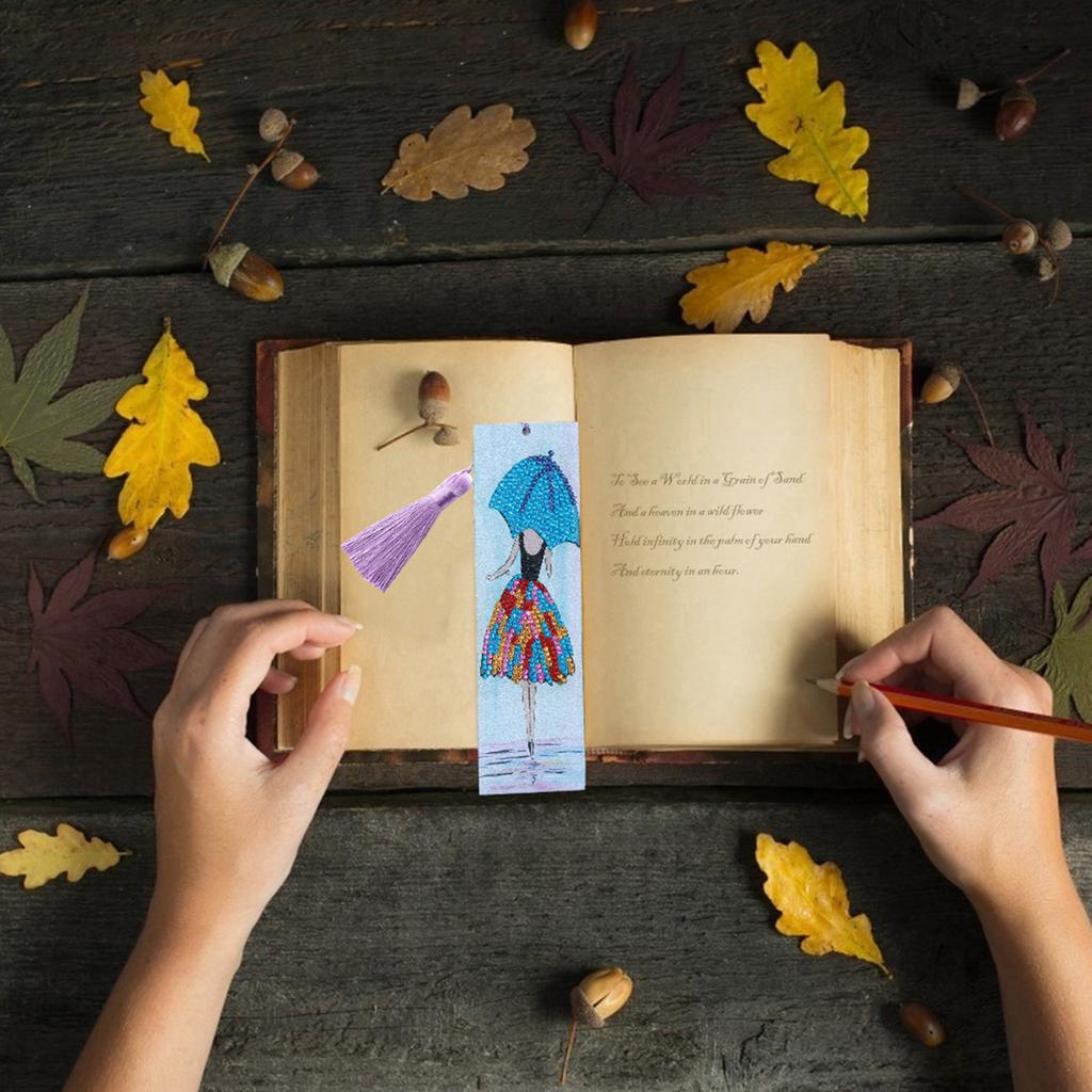 DIY Special-shaped Diamond Book Marker with Tassel Diamond Embroidery Craft Book Decor