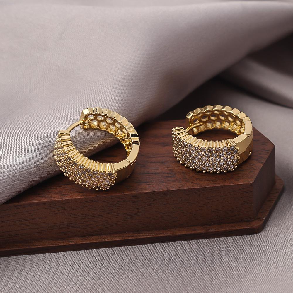 Korean Fashion Zircon Stud Earrings & Hoops - Women's Round Ear Cuffs