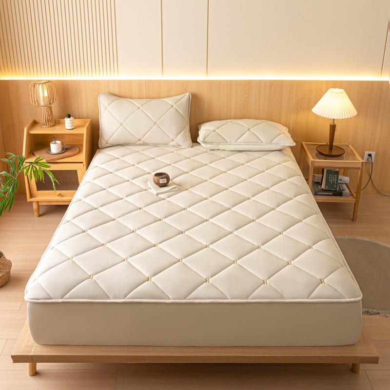 Embroidered Quilted Non-Slip Mattress Protector for Simmons - Single Thickened Sheet