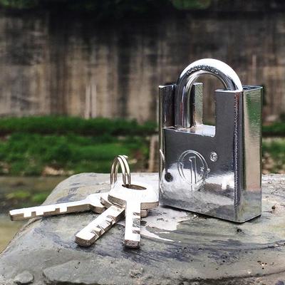 Large Waterproof Rust-Proof Anti-Theft Padlock for Home, Dorm, and Warehouse Doors