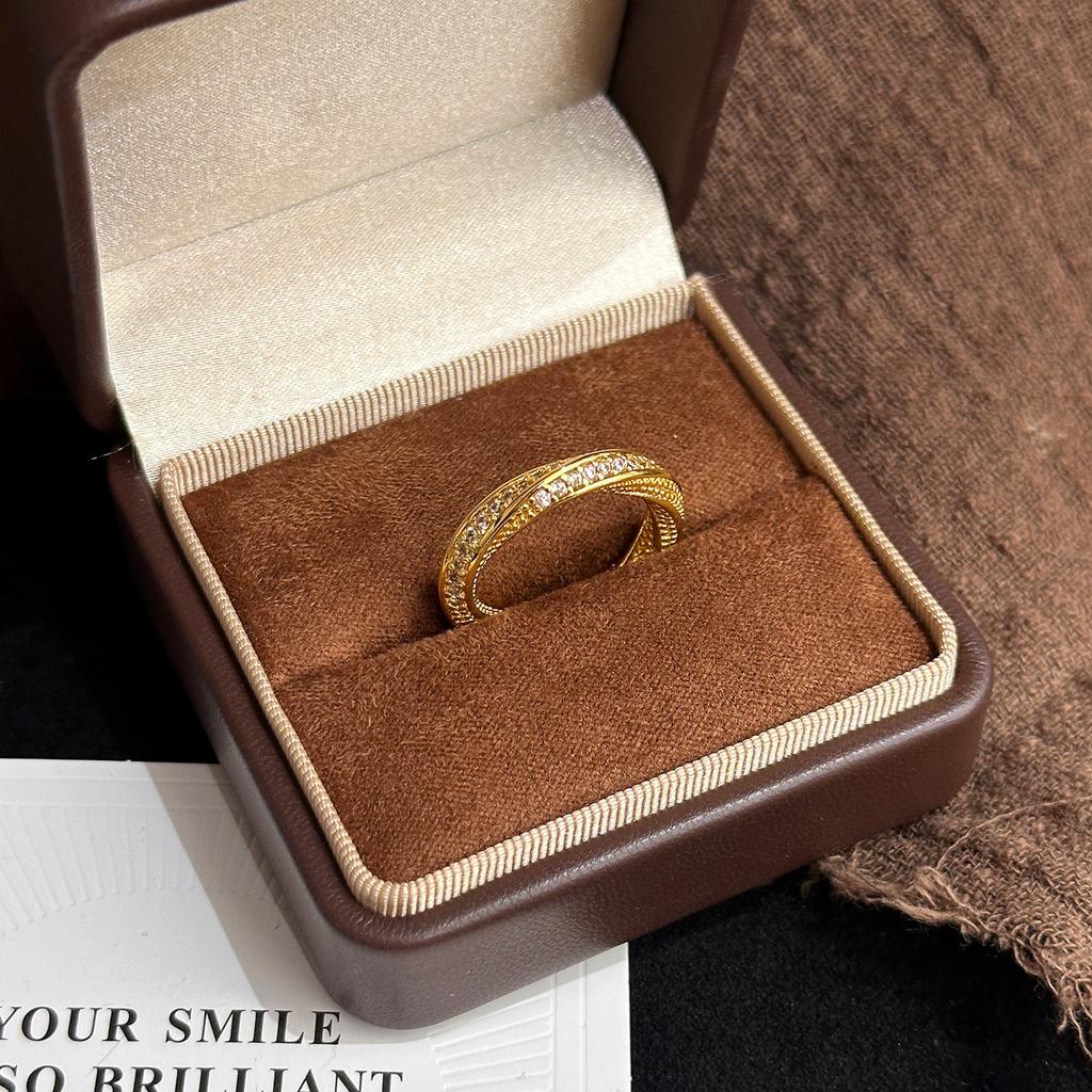 Court style retro point diamond kink Mobius ring commuter versatile exquisite design index finger ring