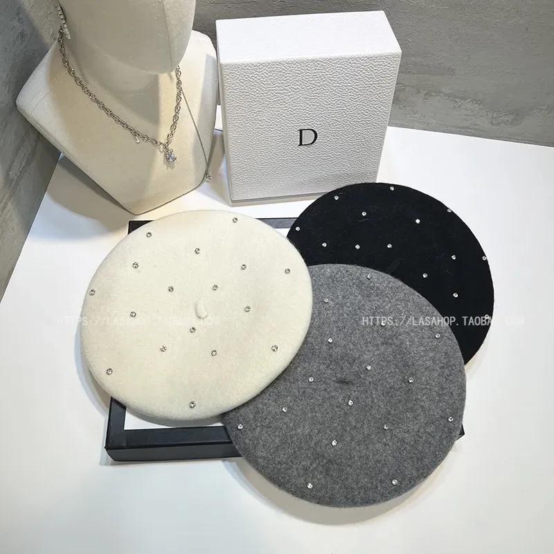 2026 Luxury Rhinestone Wool Thick Berets Artist French Korea Beret Women Painter Hat Girls Female Warm Walking Cap