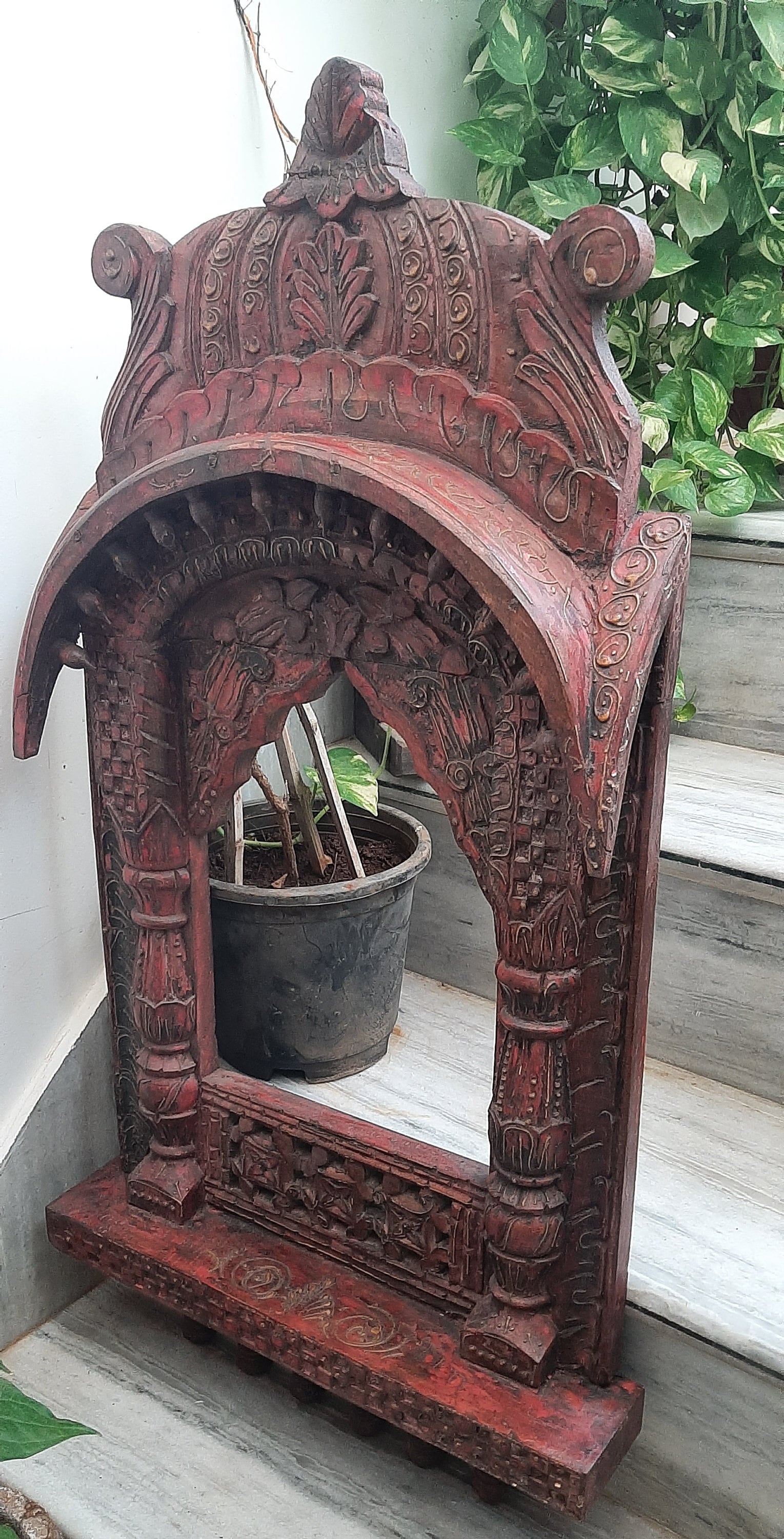 Винтажный ручной работы из мангового дерева Джарокха - Цветочный Михраб Рама Окна Настенный Декор разноцветный