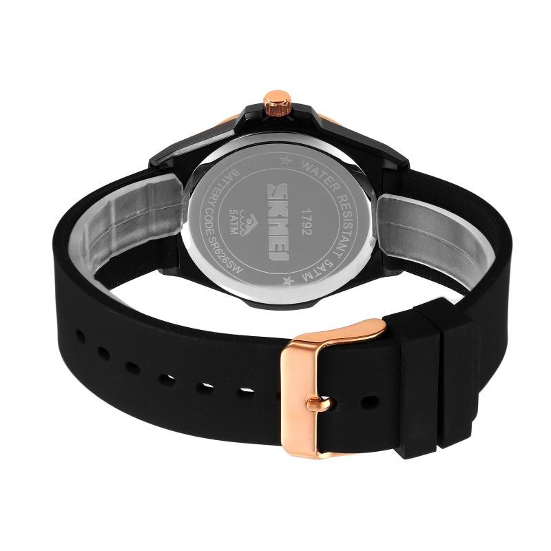 Fashion Casual Silicone Student Watch Simple Transparent Case with Ladies Quartz Watch