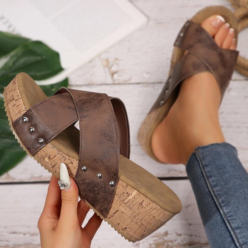 Large Size Wedge Heel Sandals for Summer, Retro Thick Bottom, Fish Mouth, Super High Heels, and Sponge Cake