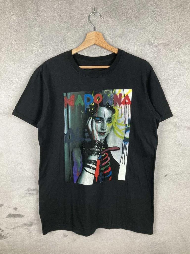 T-shirt Grafica Vintage Madonna