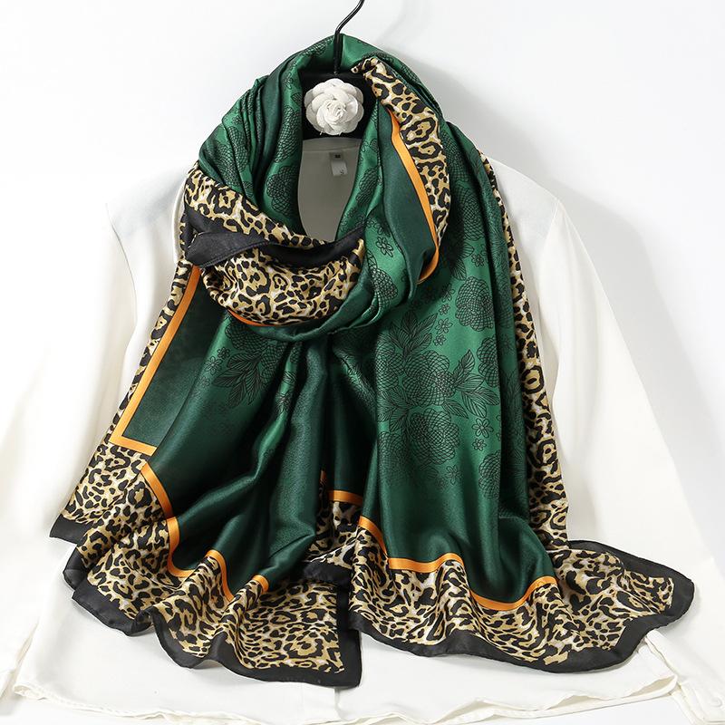 2025 Fashion Print Large Shawl Wraps Silk Scarf Women Luxury Brand Satin Headband Hijab Bandana Turban Foulard Summer Beach