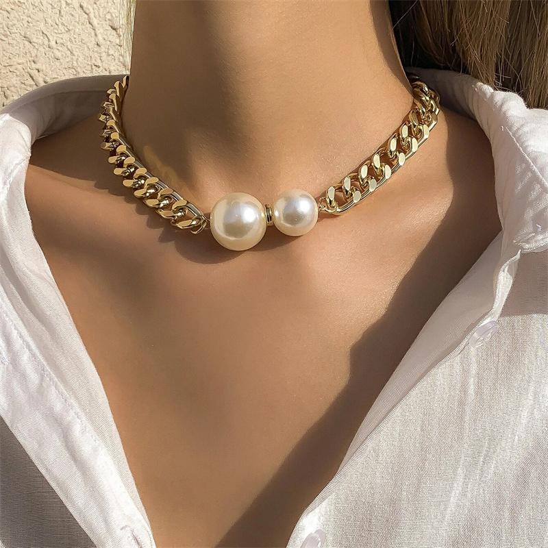 Niche Personality Imitation Pearl Necklace Clavicle Chain Women'S Jewelry Trend Geometric Thick Chain Simple Necklace