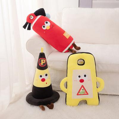 Cartoon Feuertag Feuerlöscher Kissen Puppe Plüschtier Warnschild Verkehrskegel Rückenlehnen-Puppe Barrikade Straße
