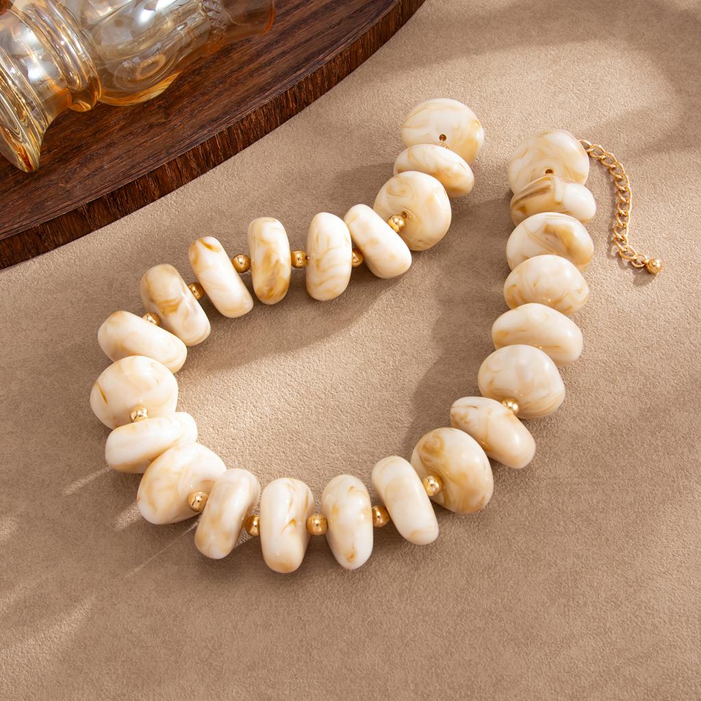 KunJoe 12 Couleurs Y2K Épais Coloré Résine Acrylique Perles CCB Collier Femme Bohème Tendance Chaîne de Clavicule Charme Bijou Accessoire