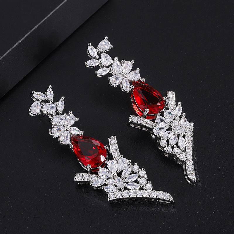 

Новые ювелирные изделия Серьги Серьги Изумрудные цветочные серьги Серьги из красного корунда