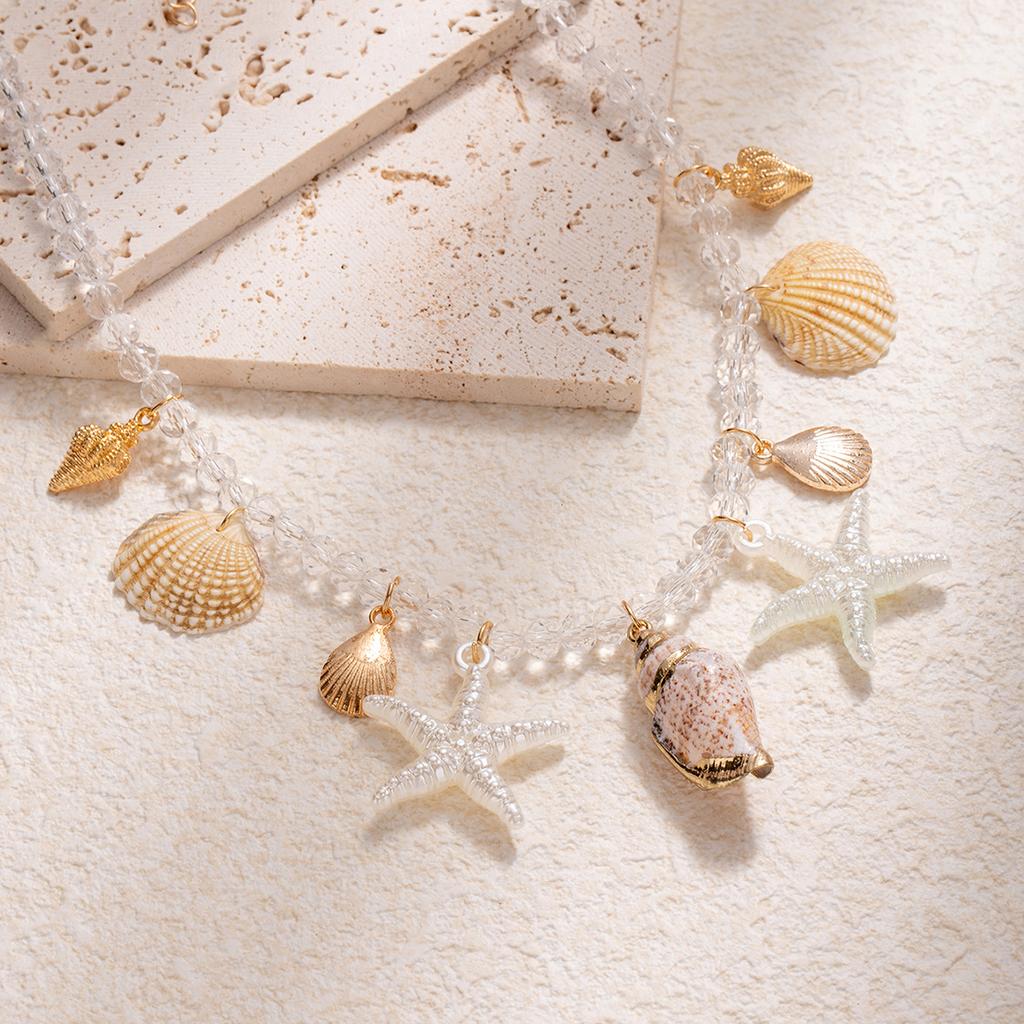 Summer Shell Starfish Conch Pendant Necklace for Women Transparent Crystal Bead Necklace Vacation Style Jewelry Accessory