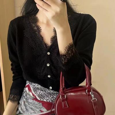 Pull tricoté uni en velours arctique avec décolleté en V en dentelle, cardigan pour femme, automne et hiver, pull à manches longues, court, style doux