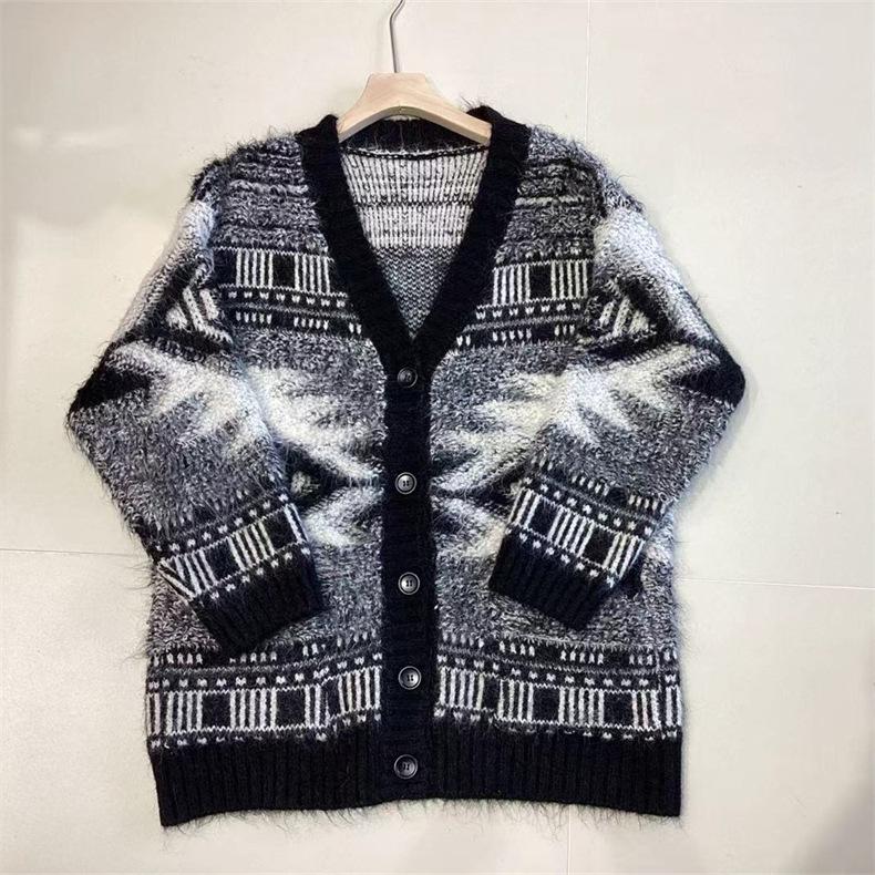 European & American Style Color Block Knitted Cardigan - Women's Mid-Length Autumn/Winter Sweater Coat