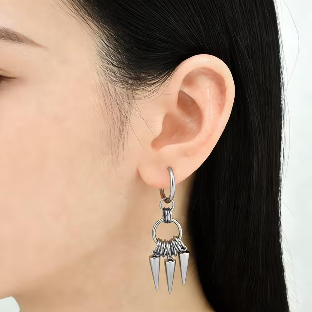 Heavy Industry Metal Cone Nail Coil Ear Buckle Niche Subculture Sweet Cool Men's and Women's Same Personalized Rivet Pendant Earrings
