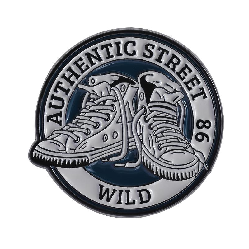 Canvas Shoes Enamel Pins Custom NEVER REGRET LOVE TO THE END Brooches Lapel Badges Clothes Punk Jewelry Gift for Friends