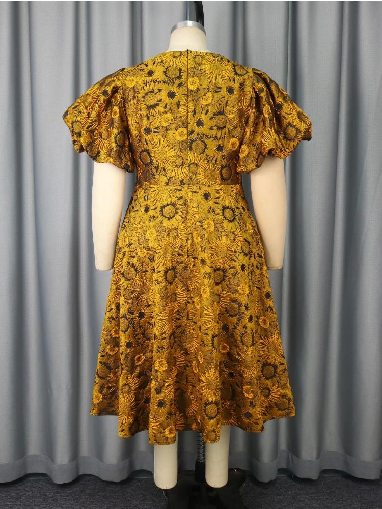 Plus Size Floral Jacquard Dress with Puff Sleeve Sweetheart Neck High Waist Perfect for Weddings Dinner Party Elegant Daytime Event