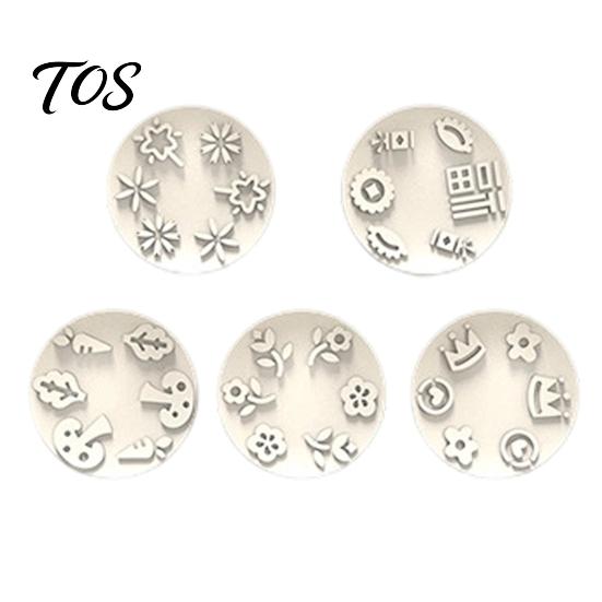 Cooking Tools for Families Dumpling Press Mold with Decorative Stamps, Manual Dough Skin Maker Food Prep Home Dumplings, Dishwasher Safe Kitchen