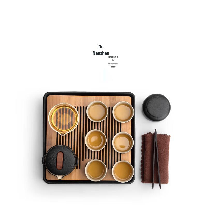 

Handing Black Pottery Kung Fu Tea Set with Wooden Tray