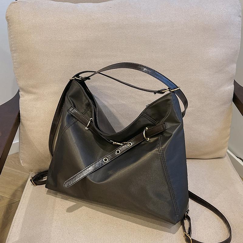 Damentasche Tragetasche Großraum Matte Tasche Pendlerrucksack Kontrastfarbe Messenger Reise-Rucksack