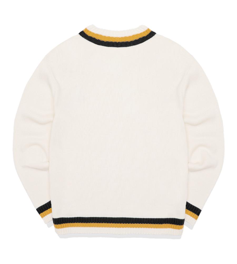 NP STUDIO Nasty Whale Logo Knit Ivory