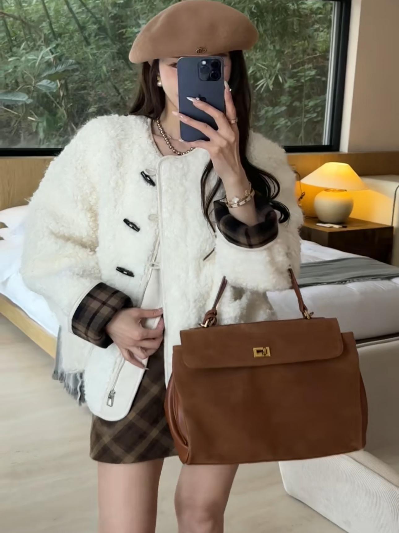 

Lazy wind short lamb wool coat women s 2025 autumn and winter new loose thickened casual age-reducing and thin top M белый