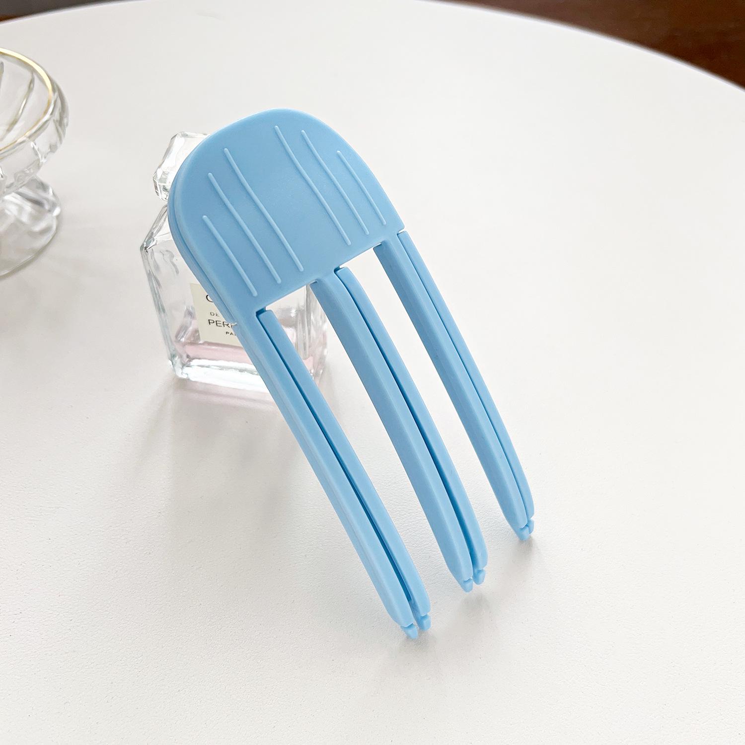 Korean Style Hair Root Lifting Comb for Women s Bangs – High Volume Fluffy Clip.