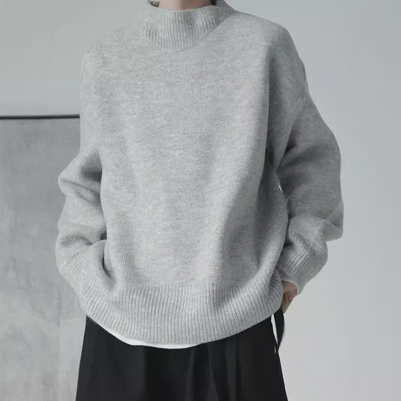 2024 Trendy Men's White Knitted Sweater: Loose, Handsome Design for Autumn/Winter