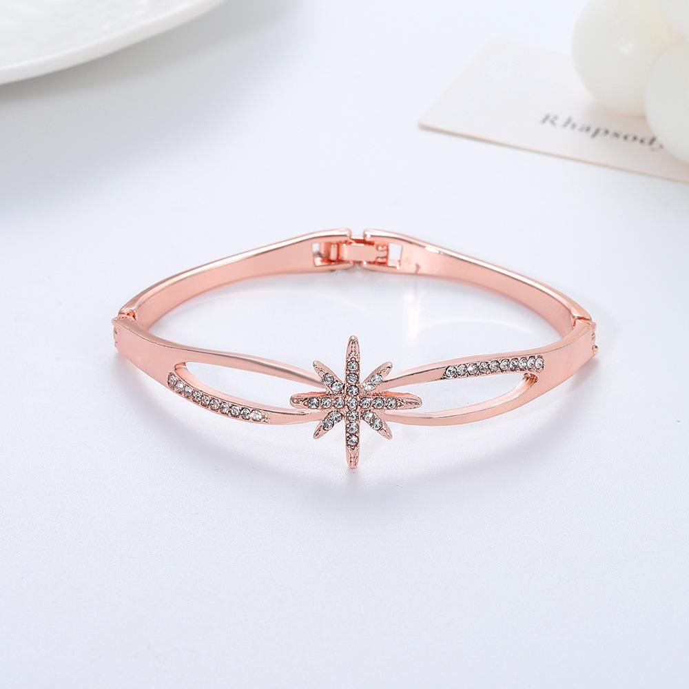 Bracciale versione coreana popolare per il pendolarismo quotidiano bracciale ad apertura a molla semplice bracciale femminile versatile alla moda personalizzato semplice