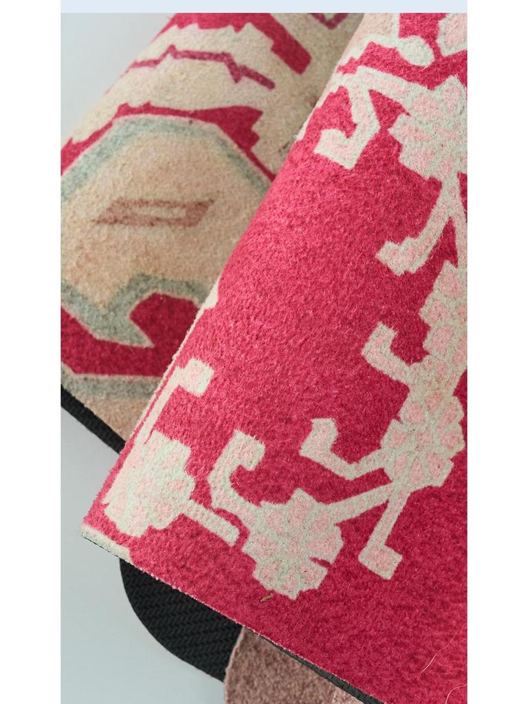 Women's Foldable Non-slip Natural Rubber Yoga Mat with Cloth Cover