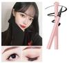 Voděodolná tužka na oční linky Tužka na oční linky odolná proti potu Tužka na oči Makeup na oči Roztomilé kočičí drápy Tenká hlava Rychleschnoucí oční linky