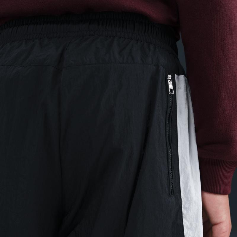 Nike Air Big Kids' Woven Tracksuit Pants Black Big Kids IH5978-010