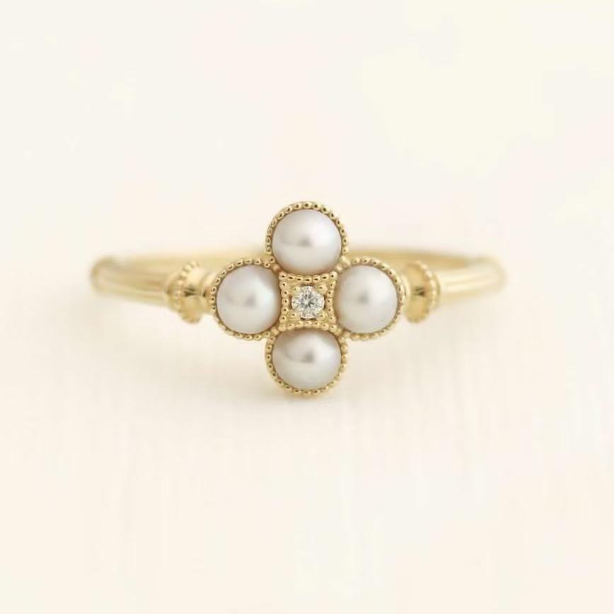 Three Jie Classic Zircon Gold Ring: Simple, Creative, Stylish Women's Jewelry