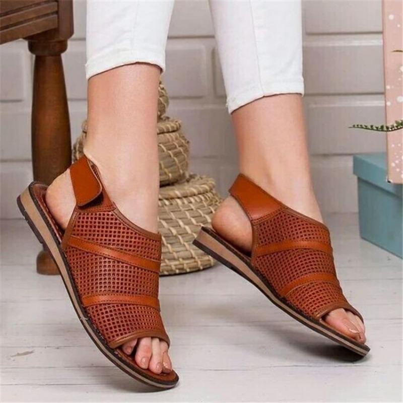 20 spring and summer new breathable mesh fish mouth flat-soled sandals women's selling hot large size color matching beach shoes