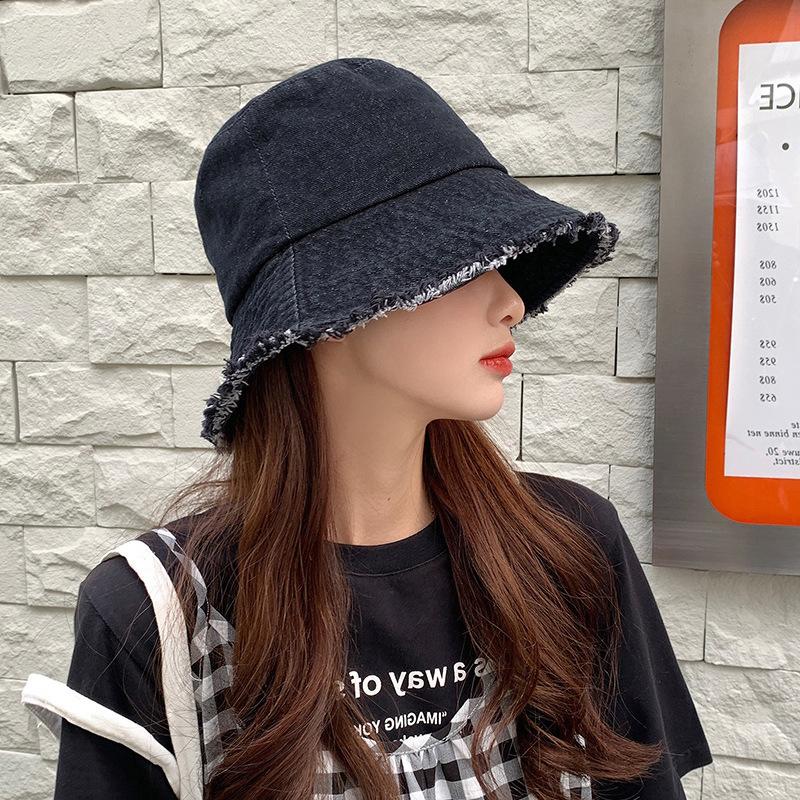 

Джинсовая шляпа-ведро, женская летняя солнцезащитная шляпа с защитой от ультрафиолета, модная шляпа Ins 2025, новинка с большими полями average size (55-58cm)