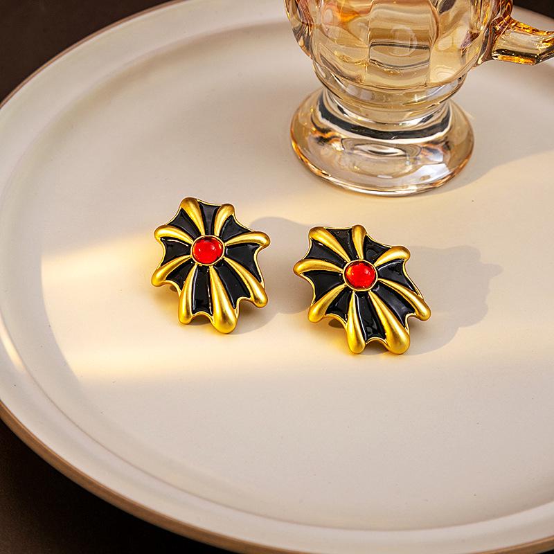 Pendientes Vintage de Estilo de Corte con Pedrería y Esmalte - Exquisita Joyería de Plata 925