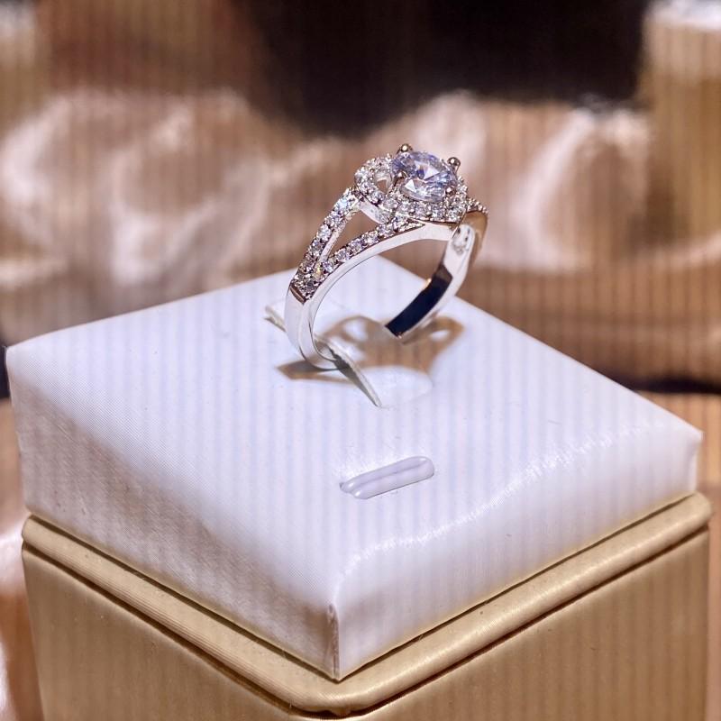 White Copper Jewelry Micro Insert Ring Ring Love Heart Ring Imitation Diamond Ring Women's Classic Style