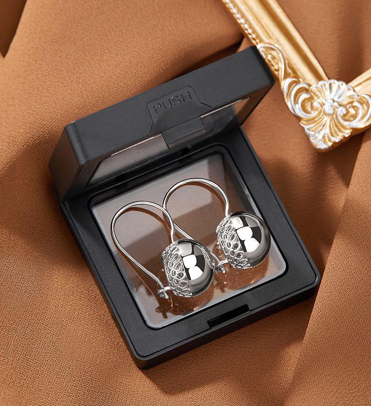 Kolczyki wiszące z kulką w kolorze srebrnym dla kobiet biżuteria kostiumowa modne dodatki