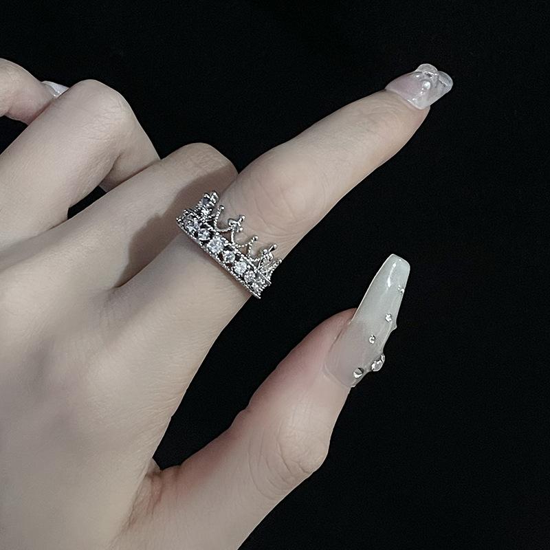 Slytherin Green Snake Joint Ring Female Cold Wind Niche Design Cool Personality French Dark Wind Adjustable opening