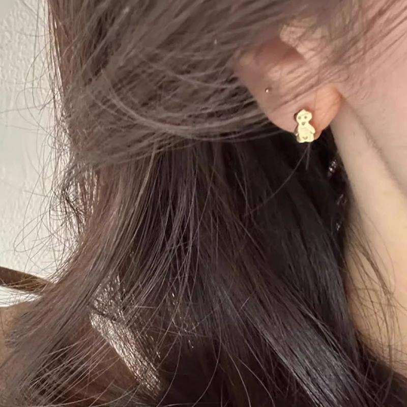 ANENJERY Geometric Bear Hoop Earrings for Women Fashionable Simple High End Exquisite Compact Earrings Jewelry Gifts