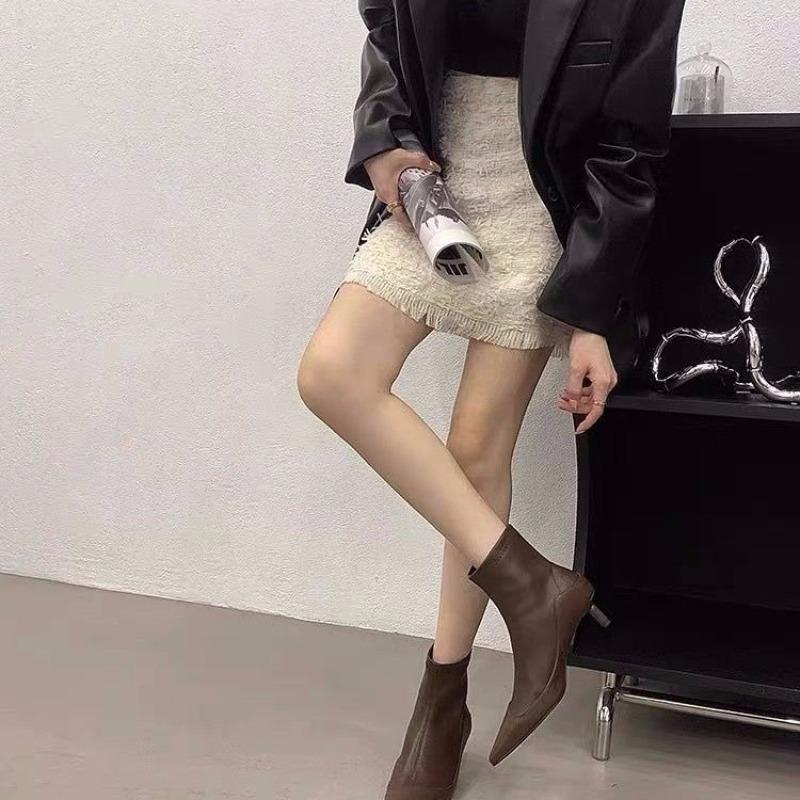 Fashion French Pointed Toe Booties Women's New Low Heel Fashion Soft Leather Versatile Show Skinny Boots