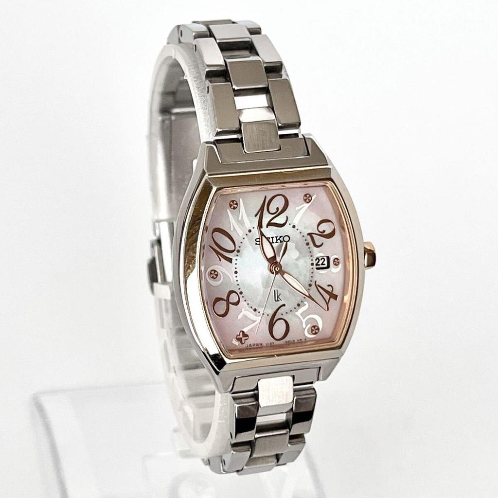 Used [In operation] Polished SEIKO SEIKO LUKIA women's watch solar good condition shell dial gold s2356