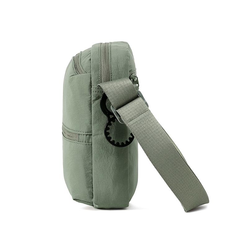 Men's Crossbody Bag Multi-compartment Shoulder Bag Lightweight Commuter Small Square Bag