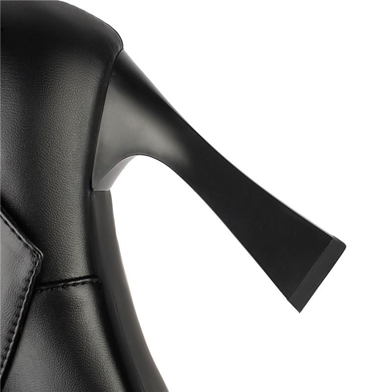 Dames høye hæler sexy europeisk og amerikansk stil nye spisse tynne hæler store størrelser middels støvletter